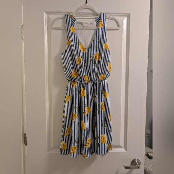 NWOT- Everly-Blue And White Sriped Dress with Yellow Floral Pattern - Picture 1 of 12